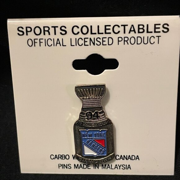 1994 New York Rangers Stanley Cup Pin.  In the shape of the Stanley Cup. New - Picture 1 of 10